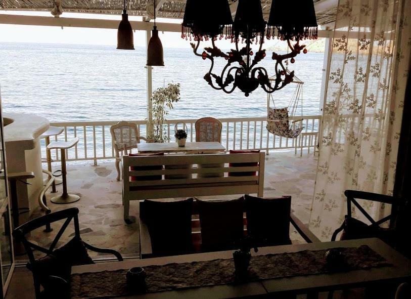 Bloom Villa By The Sea (Adults Only) Agia Pelagia Dış mekan fotoğraf